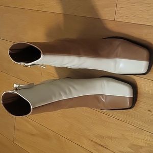 Alohas bicolor boots